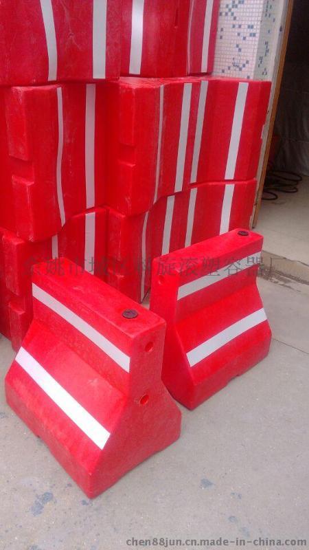 科凱塑業滾塑隔離墩生產廠家 塑料注水小隔離墩 防撞路墩圖片,科凱塑業滾塑隔離墩生產廠家 塑料注水小隔離墩 防撞路墩高清圖片 余姚市城區科旋滾塑容器廠,