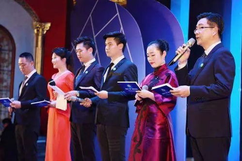 萬(wàn)州百余名青年企業(yè)家齊聚百墩實(shí)業(yè)，共享發(fā)展新機(jī)遇